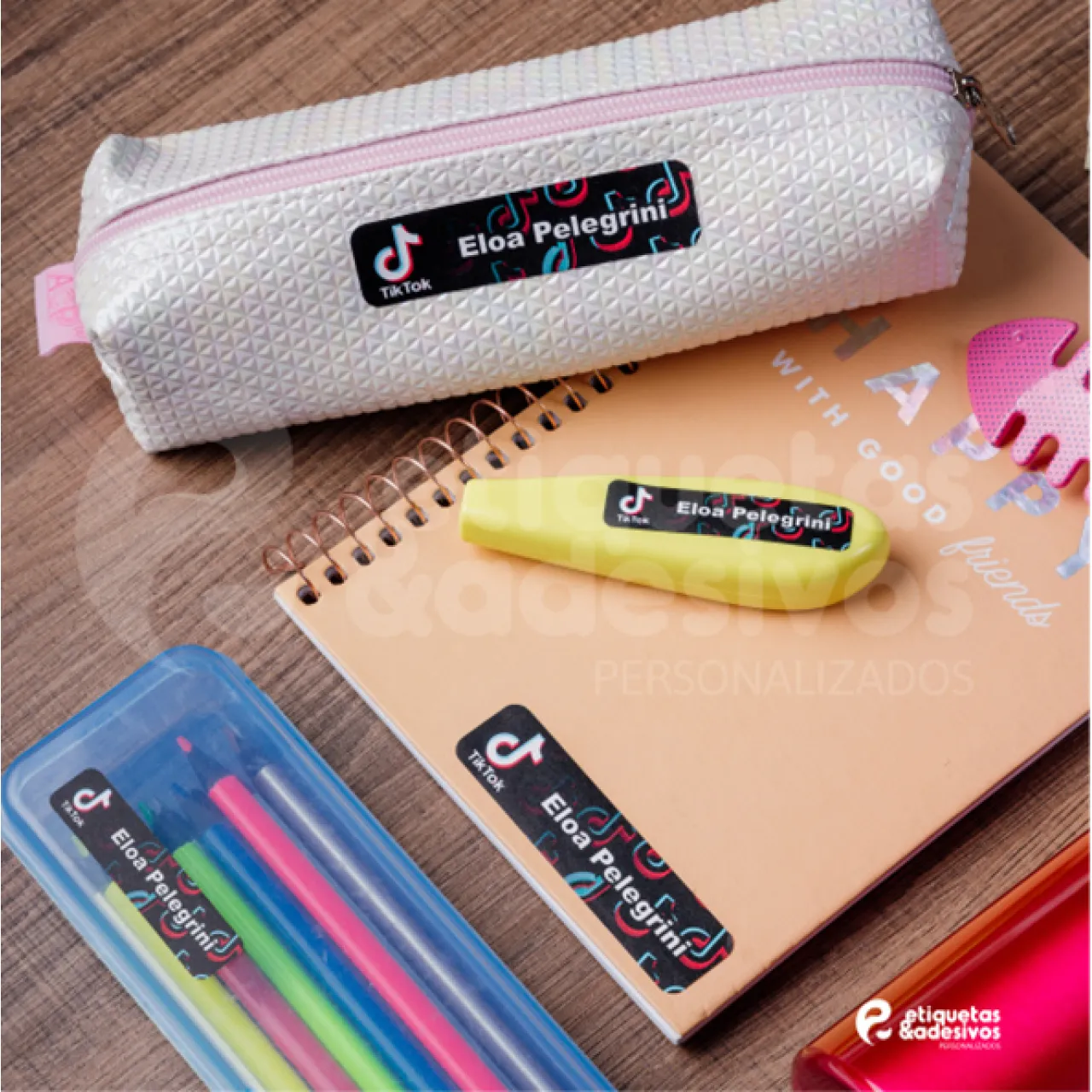 Kit Escolar TURBINADO com desenho